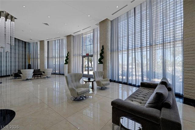 8255 Las Vegas Boulevard 321, Las Vegas, NV 89123