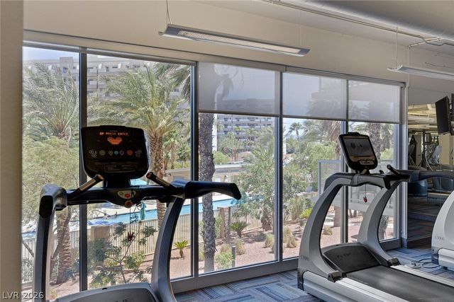 8255 Las Vegas Boulevard 321, Las Vegas, NV 89123