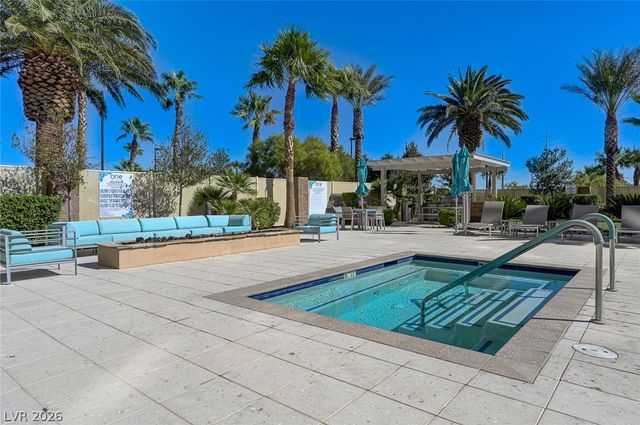 8255 Las Vegas Boulevard 321, Las Vegas, NV 89123
