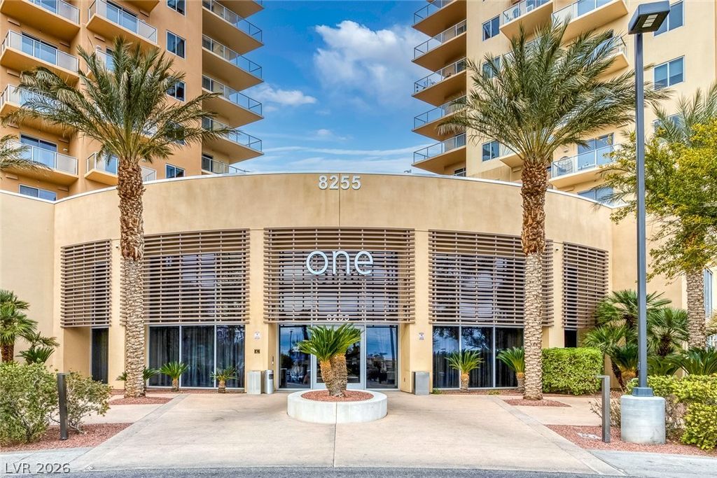 8255 Las Vegas Boulevard 321, Las Vegas, NV 89123