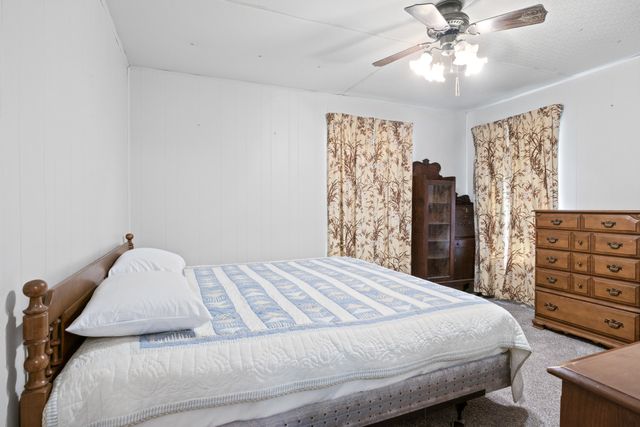 708 Leak St, Talco, TX 75487