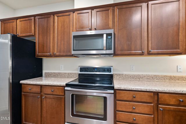 3002 Berkeley Springs Place, Raleigh, NC 27616