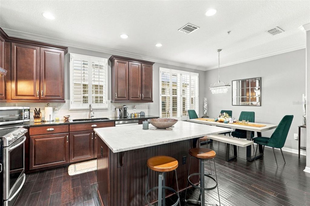 Image 14 of property listing at 2040 PROSPECT AVENUE, Orlando, FL 32814