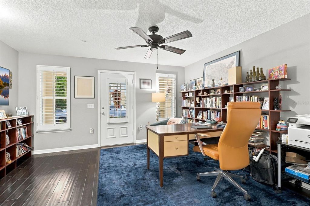Image 20 of property listing at 2040 PROSPECT AVENUE, Orlando, FL 32814