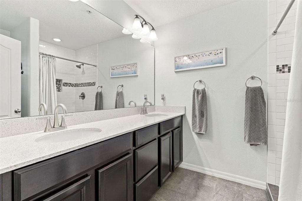Image 26 of property listing at 2040 PROSPECT AVENUE, Orlando, FL 32814
