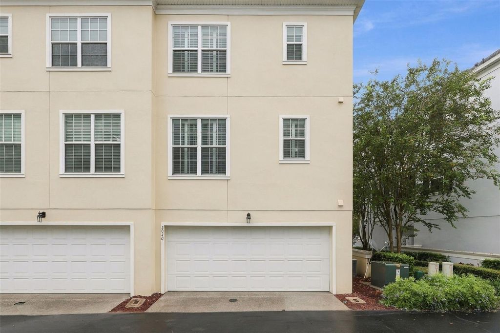 Image 47 of property listing at 2040 PROSPECT AVENUE, Orlando, FL 32814