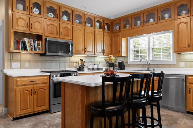 535 Castle Drive, Trenton, GA 30752
