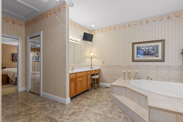 535 Castle Drive, Trenton, GA 30752