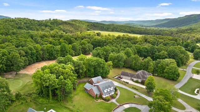 535 Castle Drive, Trenton, GA 30752