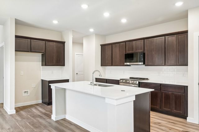450 Suffolk Drive, Ferris, TX 75125