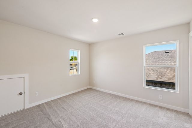 450 Suffolk Drive, Ferris, TX 75125