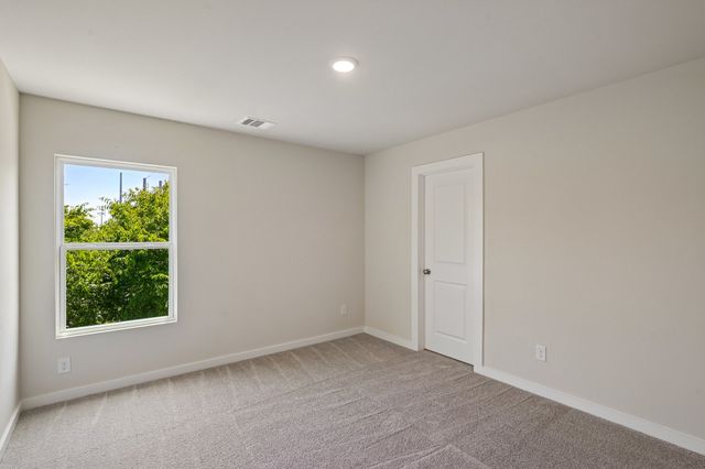 450 Suffolk Drive, Ferris, TX 75125
