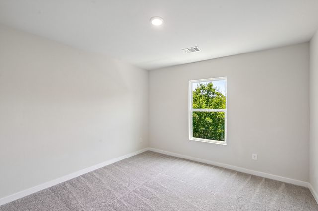 450 Suffolk Drive, Ferris, TX 75125