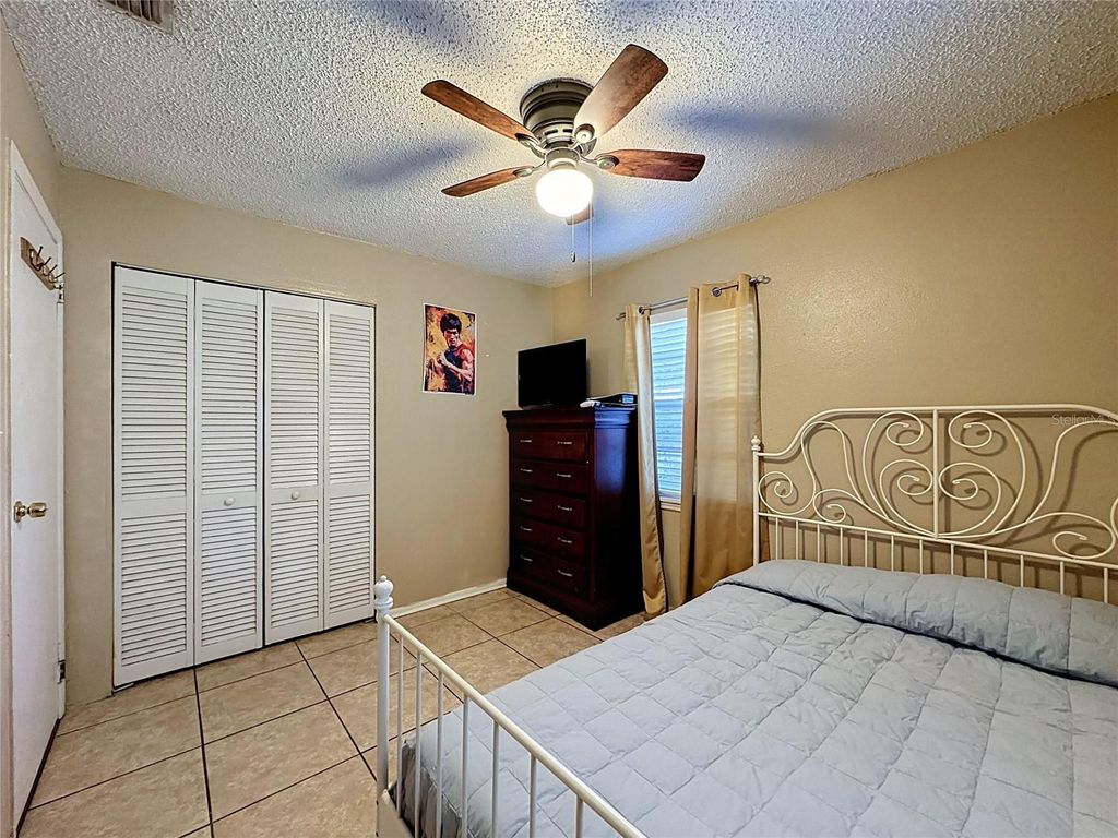 Image 16 of property listing at 1520 OVERDALE STREET, Orlando, FL 32825