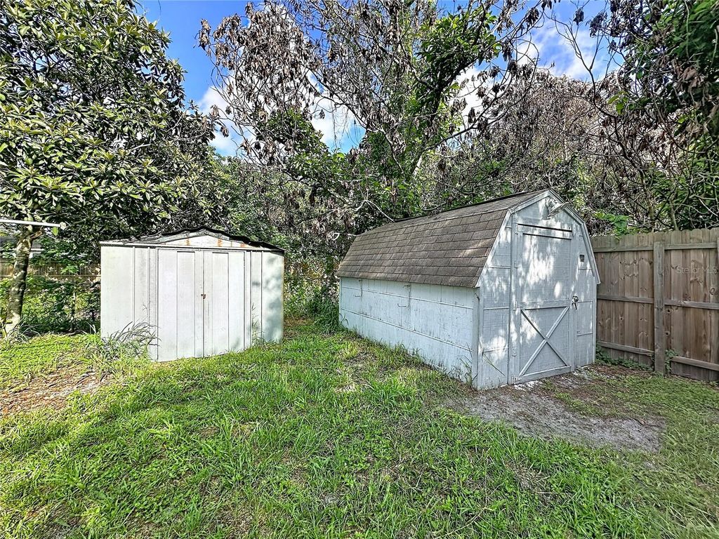 Image 20 of property listing at 1520 OVERDALE STREET, Orlando, FL 32825
