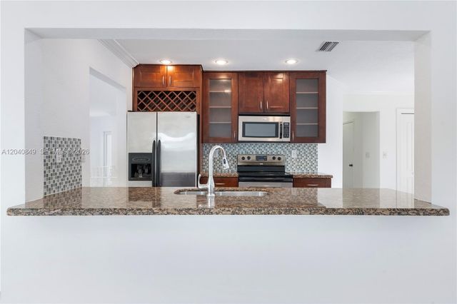 5160 SW 8th Street, Margate, FL 33068