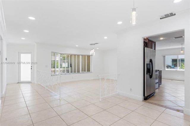 5160 SW 8th Street, Margate, FL 33068