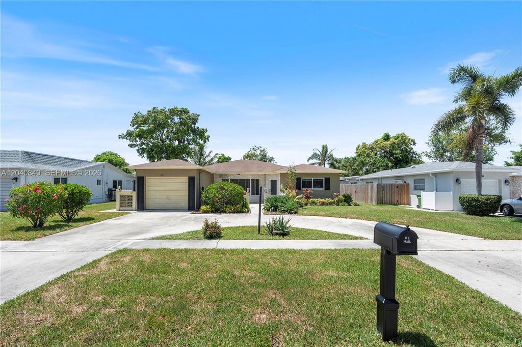5160 SW 8th Street, Margate, FL 33068