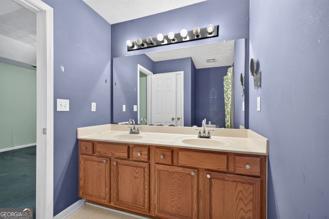 2426 Valley Cove Drive, Duluth, GA 30097