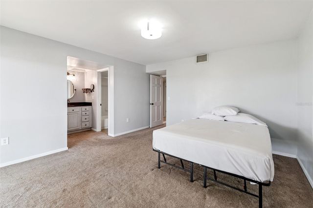 210 LA CASA 210, Lake Wales, FL 33898