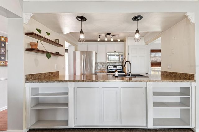 210 LA CASA 210, Lake Wales, FL 33898