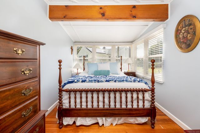 12 Littlefield Drive, Old Lyme, CT 06371