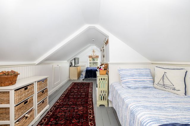 12 Littlefield Drive, Old Lyme, CT 06371