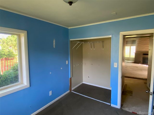 1131 Kettering Street, Burton, MI 48509