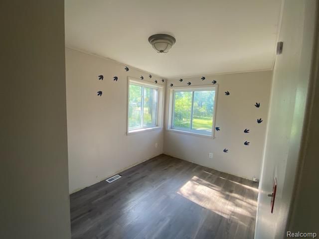 1131 Kettering Street, Burton, MI 48509