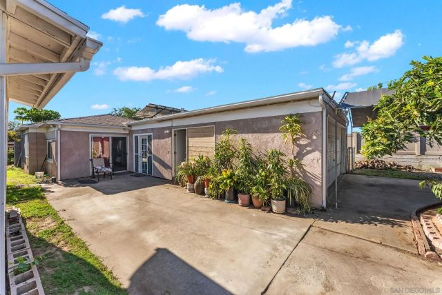 2074 El Dora St, Lemon Grove, CA 91945