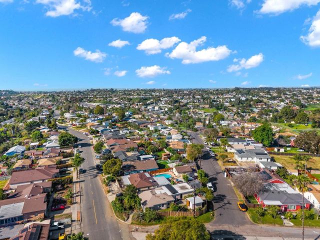 2074 El Dora St, Lemon Grove, CA 91945