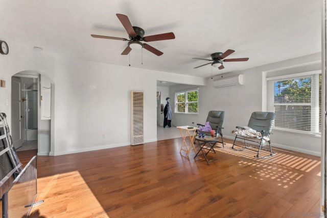 2074 El Dora St, Lemon Grove, CA 91945