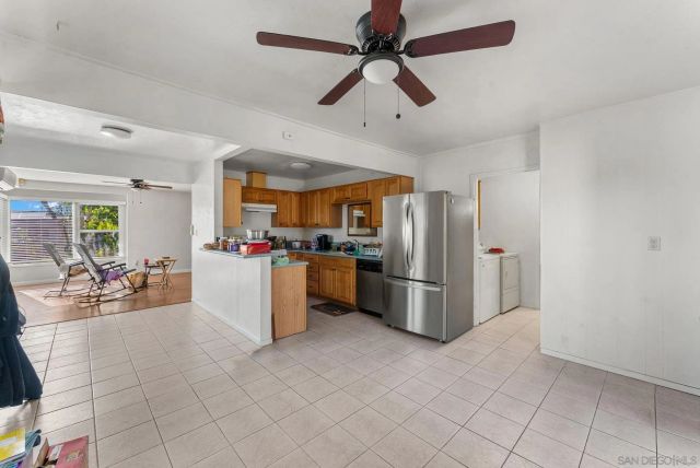 2074 El Dora St, Lemon Grove, CA 91945