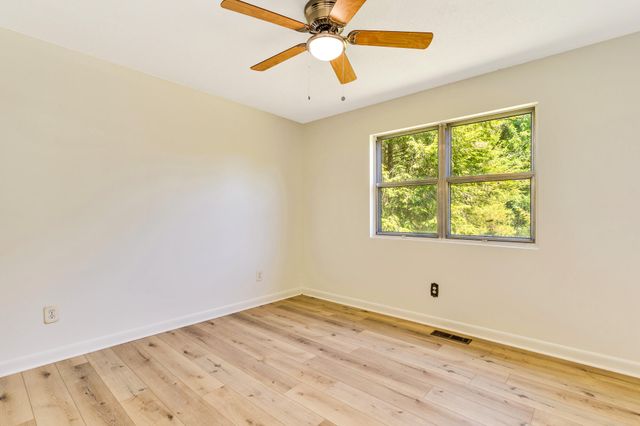 4625 Delashmitt Road, Hixson, TN 37343