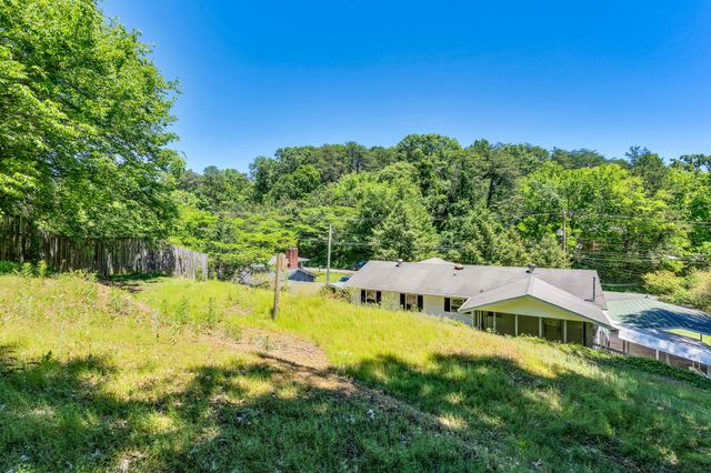 4625 Delashmitt Road, Hixson, TN 37343