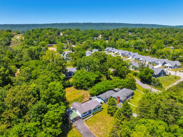 4625 Delashmitt Road, Hixson, TN 37343