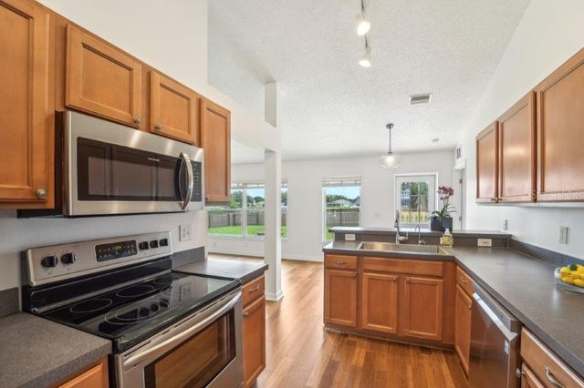 4330 KINGSFIELD DRIVE, Parrish, FL 34219