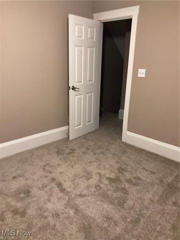 3704 Dawning Avenue, Cleveland, OH 44109