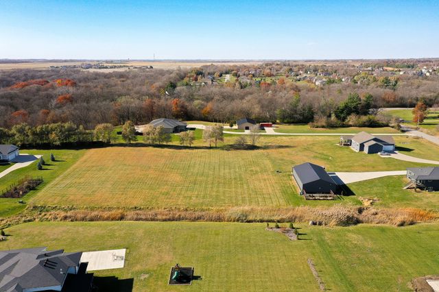 10932 NW 115th Avenue, Granger, IA 50109