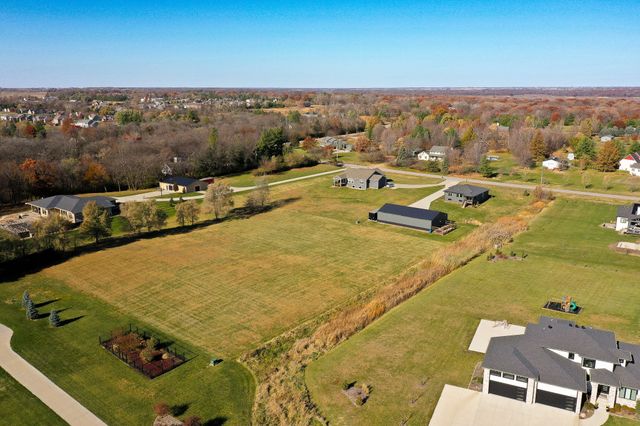 10932 NW 115th Avenue, Granger, IA 50109