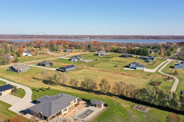 10932 NW 115th Avenue, Granger, IA 50109