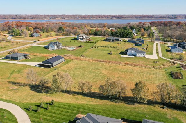 10932 NW 115th Avenue, Granger, IA 50109