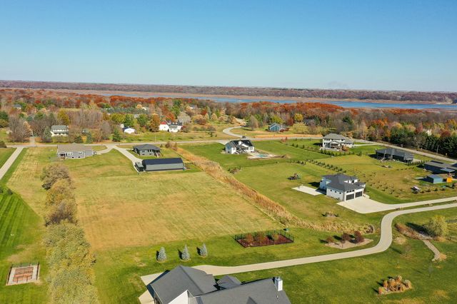 10932 NW 115th Avenue, Granger, IA 50109