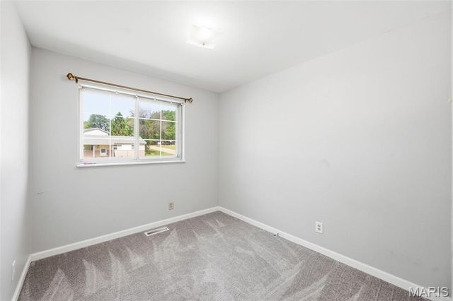 1816 Schulte Hill Drive, Maryland Heights, MO 63043