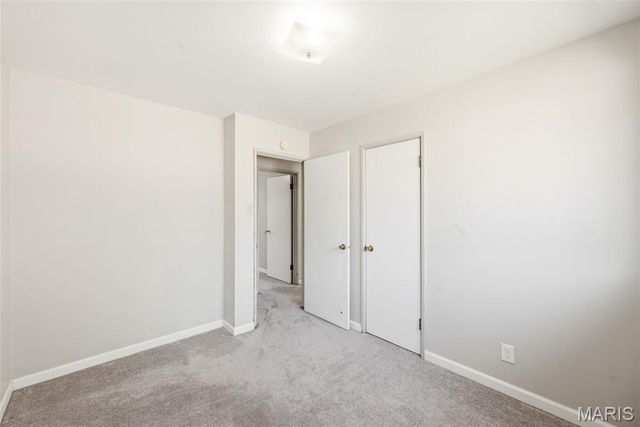 1816 Schulte Hill Drive, Maryland Heights, MO 63043