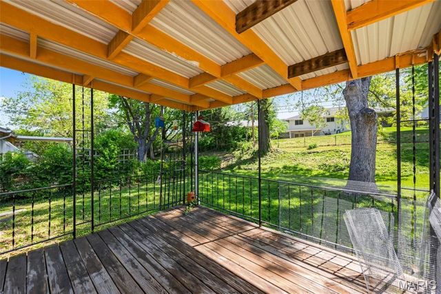 1816 Schulte Hill Drive, Maryland Heights, MO 63043
