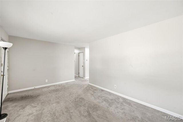 1816 Schulte Hill Drive, Maryland Heights, MO 63043