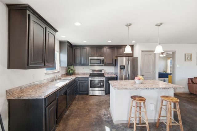 144 Emerald Drive, Weatherford, TX 76087