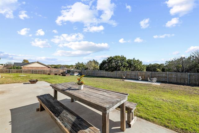 144 Emerald Drive, Weatherford, TX 76087