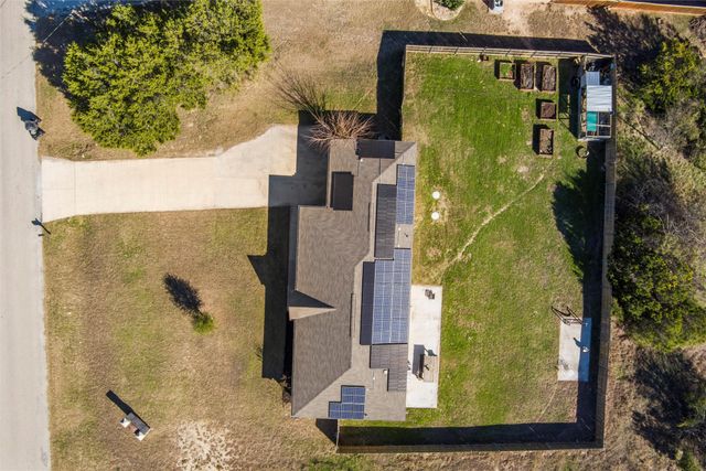 144 Emerald Drive, Weatherford, TX 76087